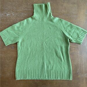 Country Shop Cashmere Turtleneck Short Sleeve Sweater. Size XL. Never worn!